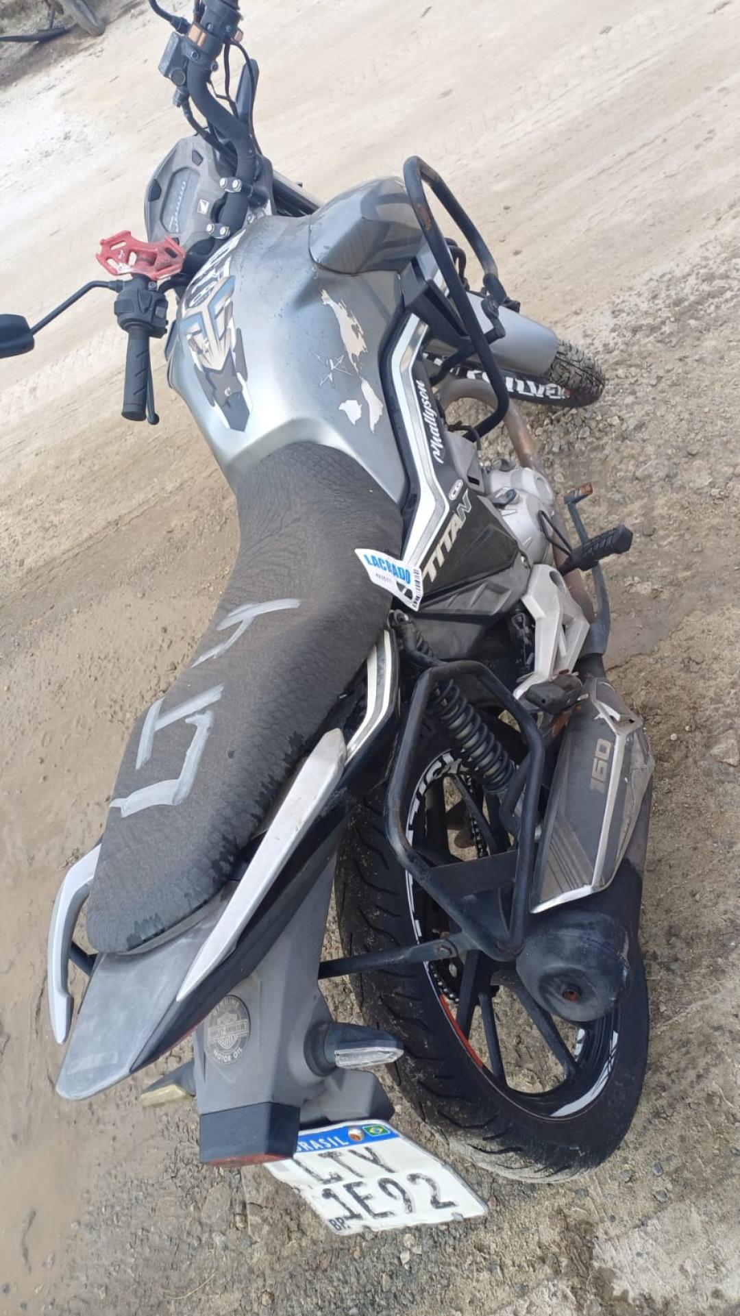 https://assets.okleiloes.com.br/imagens/lotes/lote_5437/3.e6R1NH96bCzGAmdqDLqI.jpg