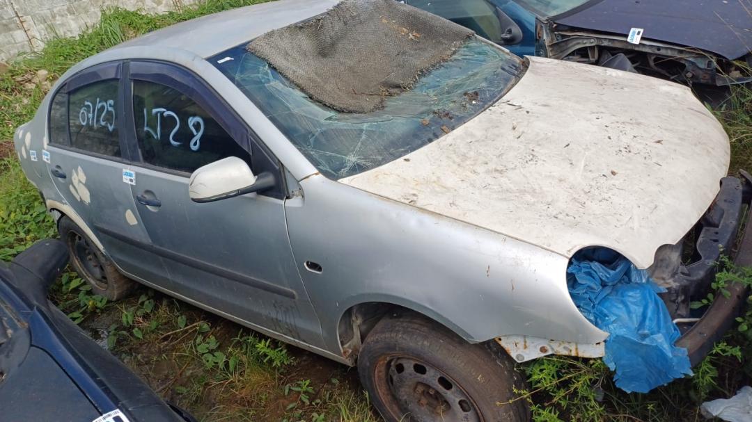 https://assets.okleiloes.com.br/imagens/lotes/lote_5462/3.LkL3NsvDB7rX5j444eUH.jpg