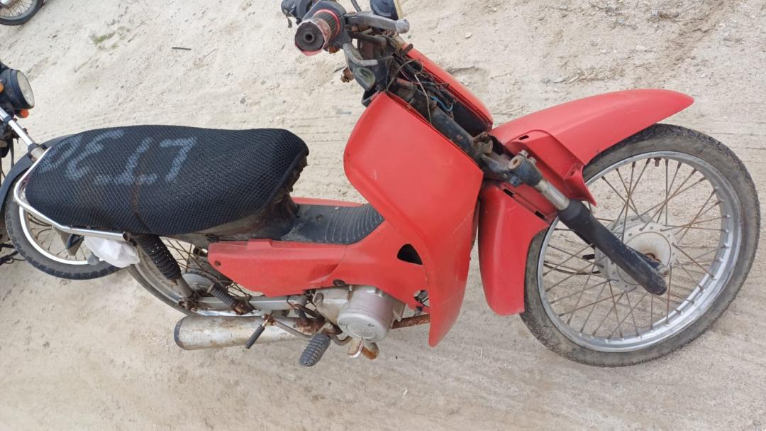 https://assets.okleiloes.com.br/imagens/lotes/lote_5464/1.8ANKBScTFfpW6hgK2pkj.jpg