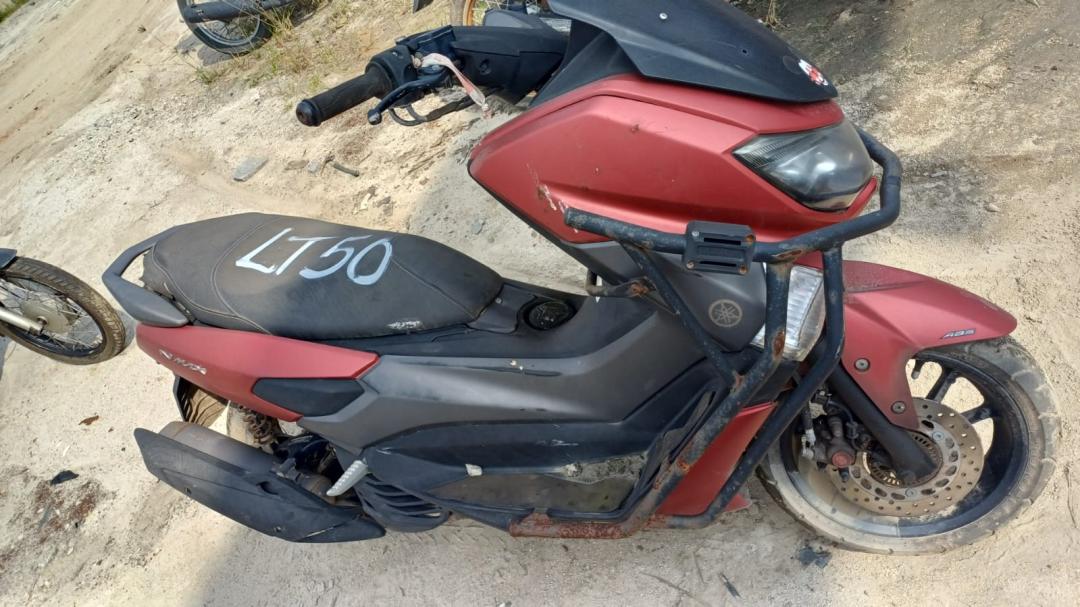 https://assets.okleiloes.com.br/imagens/lotes/lote_5484/3.QbnVha17zkiX7KbVu0ue.jpg