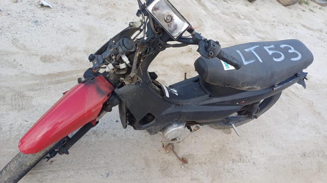 https://assets.okleiloes.com.br/imagens/lotes/lote_5487/1.J1FfT5DZOPagLBTmUKT0.jpg