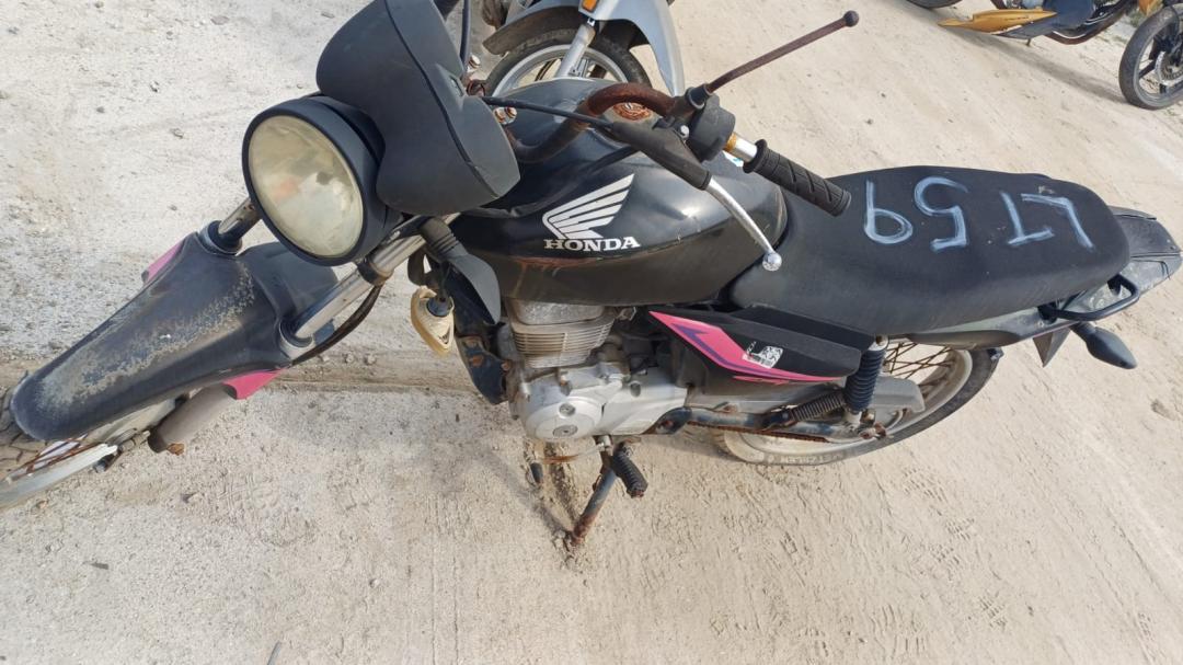 https://assets.okleiloes.com.br/imagens/lotes/lote_5493/1.URoWhSrh9F3ctR6Bmwqr.jpg