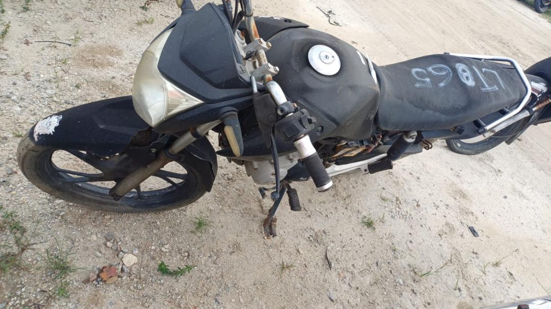 https://assets.okleiloes.com.br/imagens/lotes/lote_5499/1.iE7Zv0adQr35PwNhv5Is.jpg