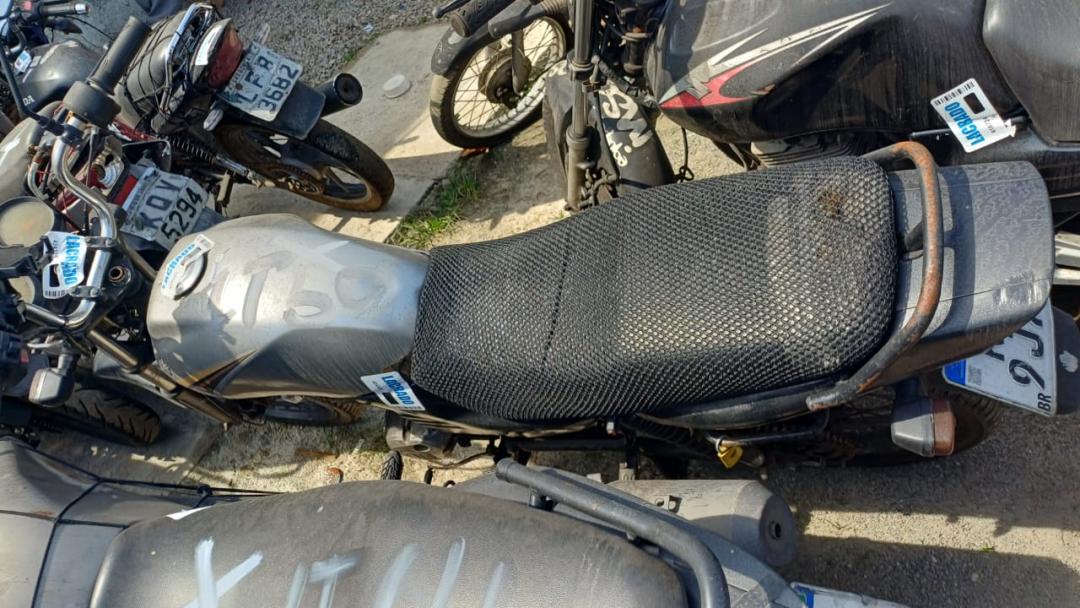 https://assets.okleiloes.com.br/imagens/lotes/lote_5556/2.jM2gbIsY8pOatBrVGkQ9.jpg