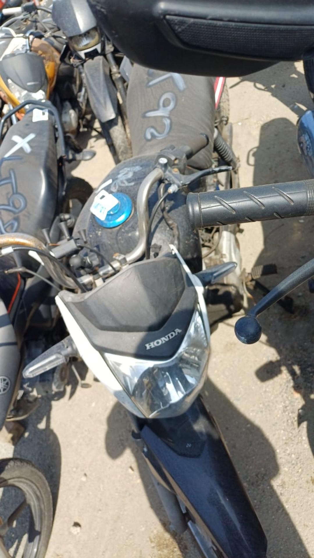https://assets.okleiloes.com.br/imagens/lotes/lote_5598/3.QXioBQtROkd1M4XaYS6E.jpg