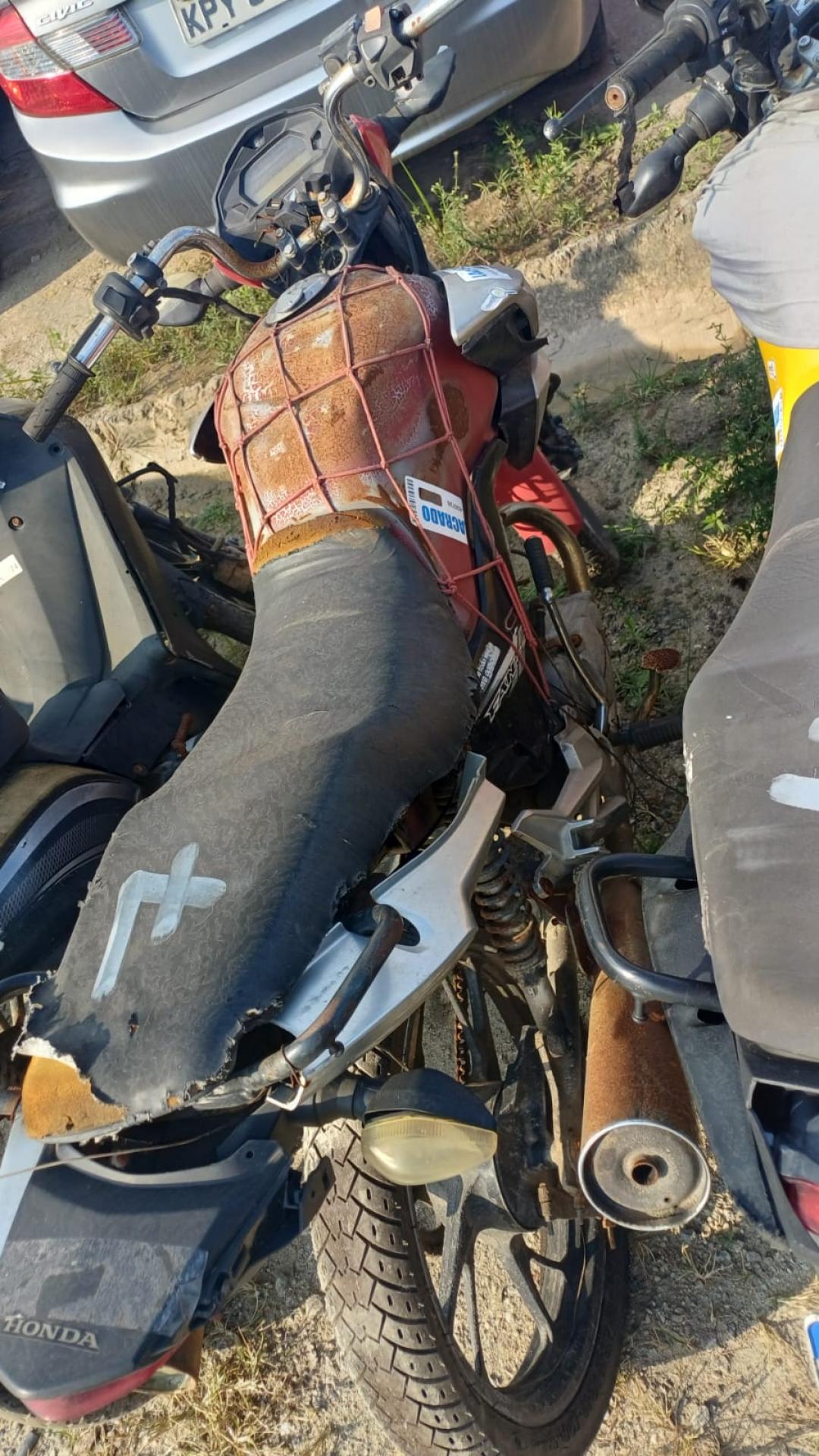 https://assets.okleiloes.com.br/imagens/lotes/lote_5631/0.Cb3B8jKmQVb0opdFCq4s.jpg