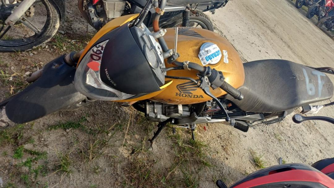 https://assets.okleiloes.com.br/imagens/lotes/lote_5643/1.jEqJgoaBs6O6nRKc7FV2.jpg