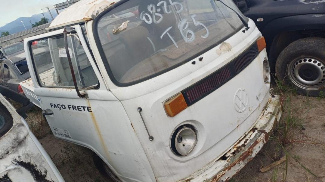 https://assets.okleiloes.com.br/imagens/lotes/lote_5688/3.LrjQeRDClr8YSHFNPQv5.jpg