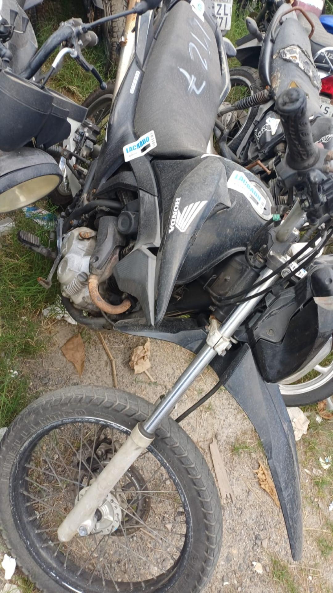 https://assets.okleiloes.com.br/imagens/lotes/lote_5722/0.Ky9CDPG4AgavX66BoxP6.jpg