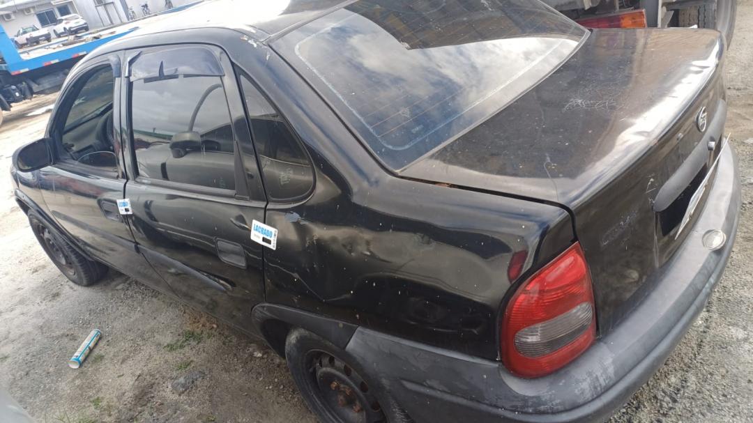 https://assets.okleiloes.com.br/imagens/lotes/lote_5761/4.iCUdk47Knt9HViqiCTcP.jpg