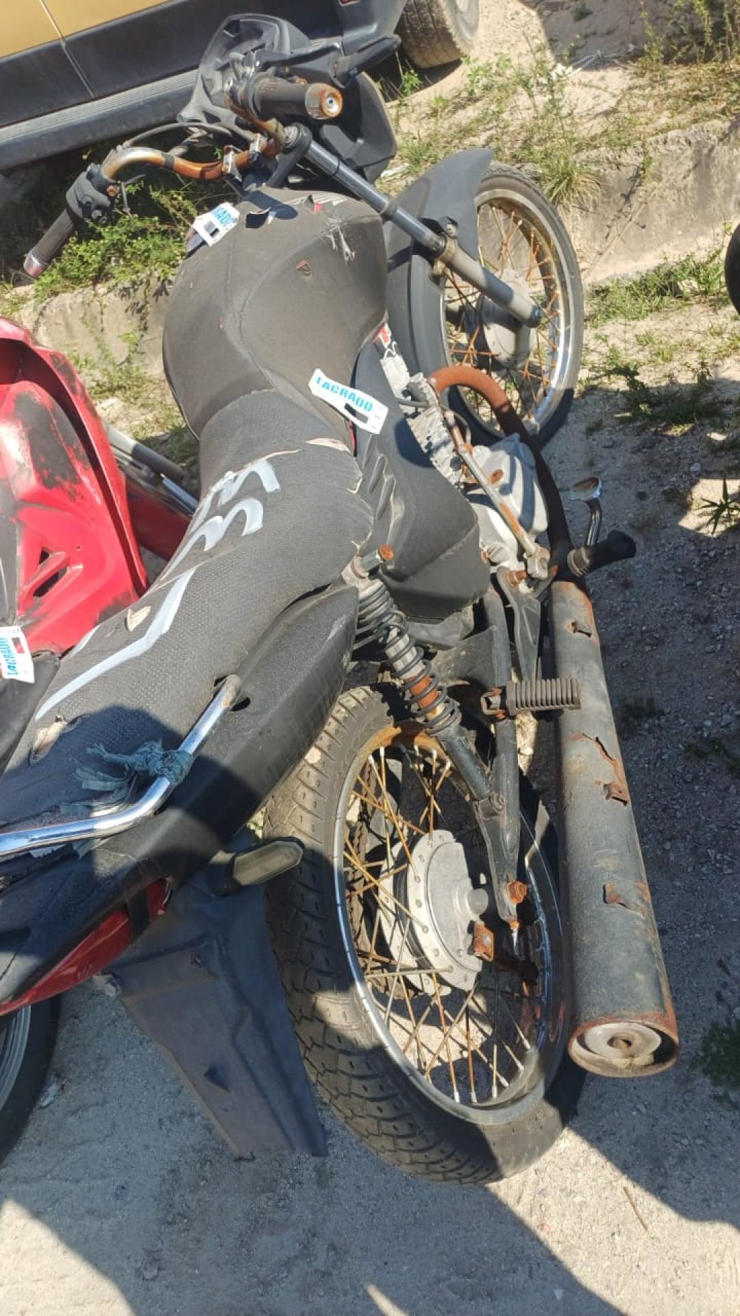 https://assets.okleiloes.com.br/imagens/lotes/lote_5776/1.0n20pj7SlZKaNch3pHdK.jpg