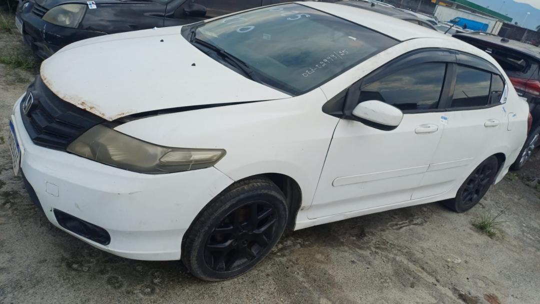 https://assets.okleiloes.com.br/imagens/lotes/lote_5823/5.mRF4nYcAQ7Ojz0zQjUMY.jpg