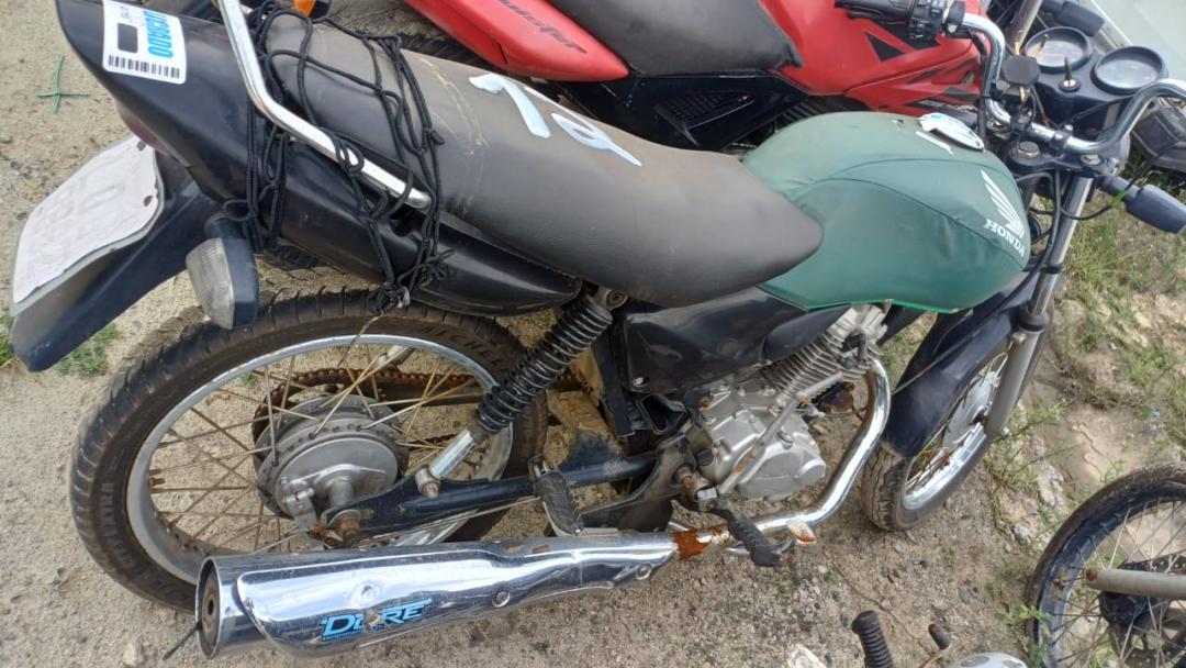 https://assets.okleiloes.com.br/imagens/lotes/lote_5825/3.qX8i0mqrEwT0tEZMjO6o.jpg