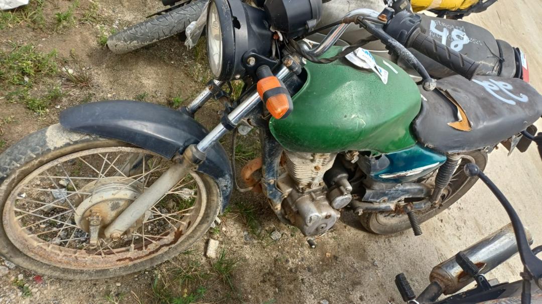 https://assets.okleiloes.com.br/imagens/lotes/lote_5844/1.V8t6dVsJ31oVjoEx8gIE.jpg