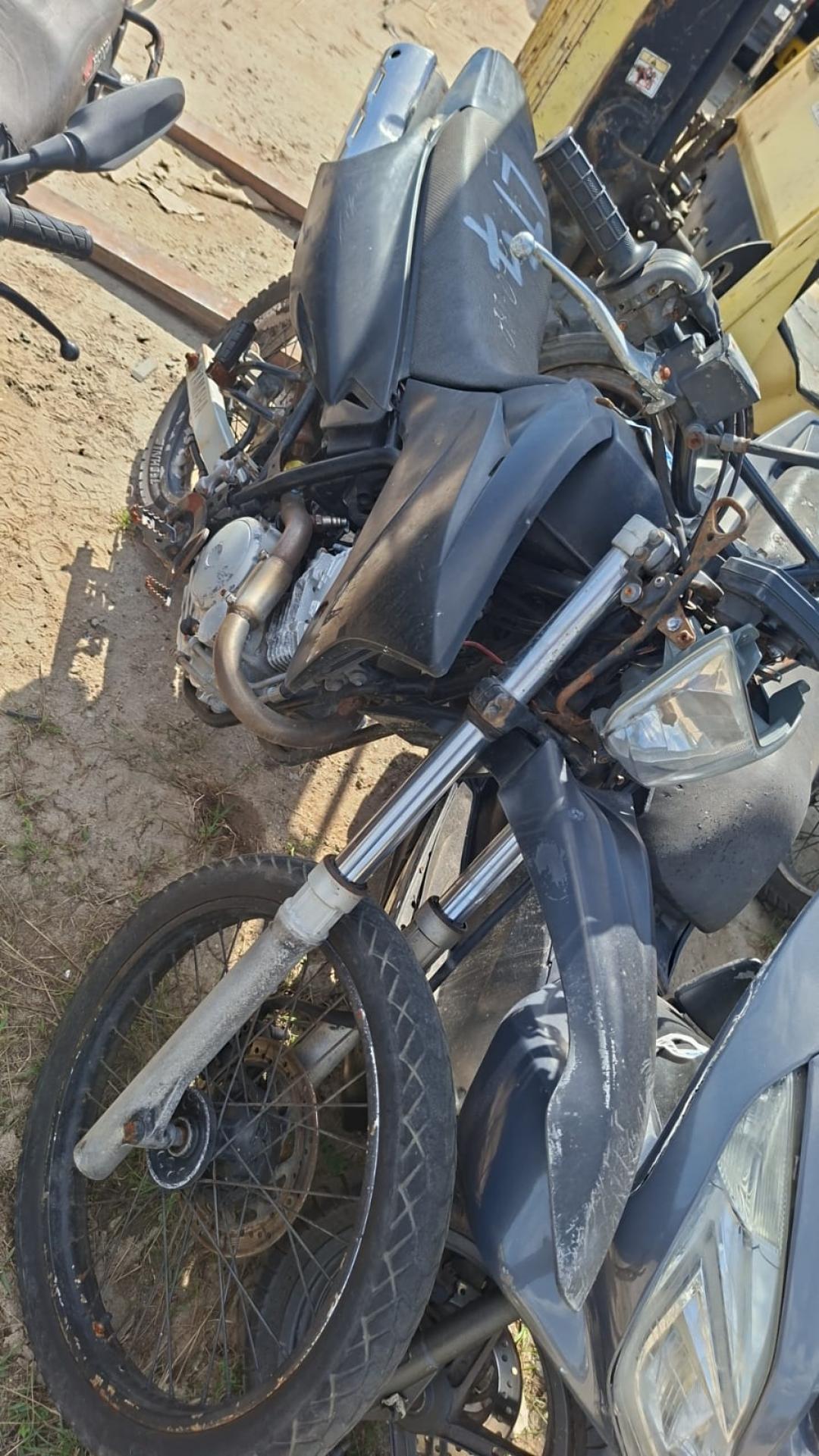 https://assets.okleiloes.com.br/imagens/lotes/lote_6588/0.1VK1rX9UDXKZSlihg8Nm.jpg
