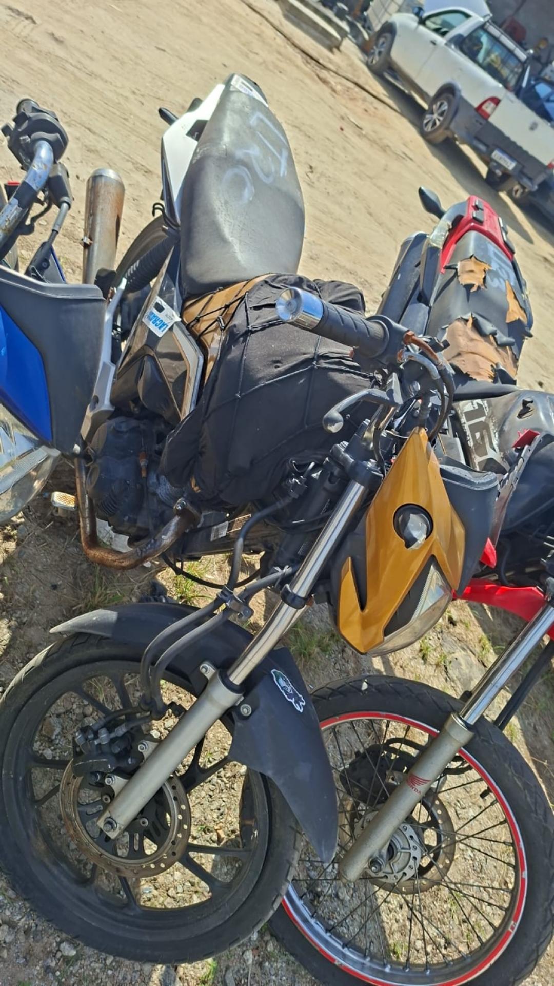 https://assets.okleiloes.com.br/imagens/lotes/lote_6613/3.Se9j40mCs7rYfUkgJTjN.jpg