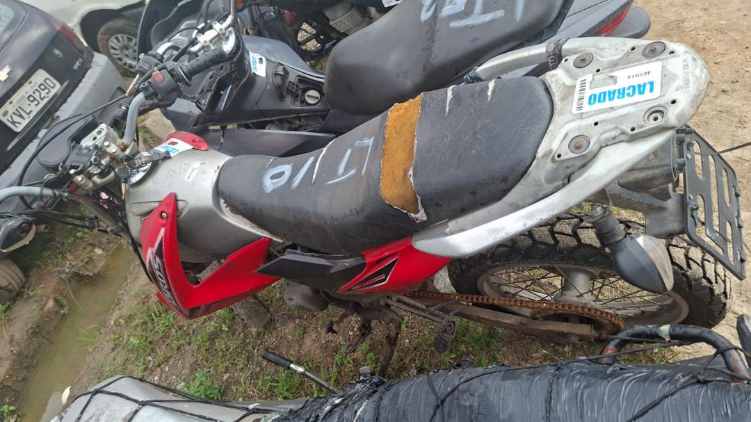 https://assets.okleiloes.com.br/imagens/lotes/lote_6643/2.aGtAzj9c8PkTojrunCFn.jpg