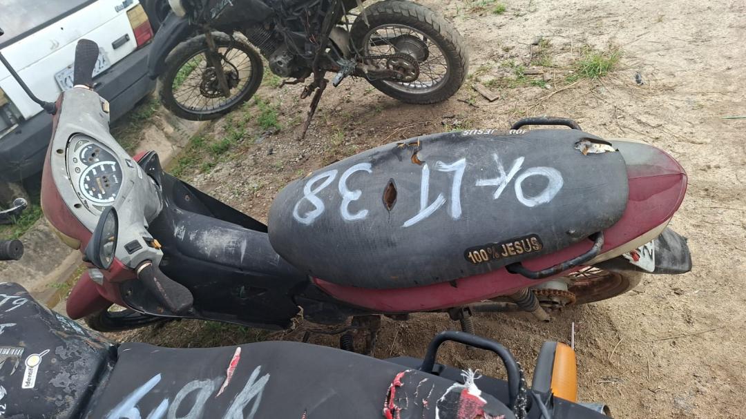 https://assets.okleiloes.com.br/imagens/lotes/lote_6671/2.RnK1NjR0LsguOU1XUnNn.jpg
