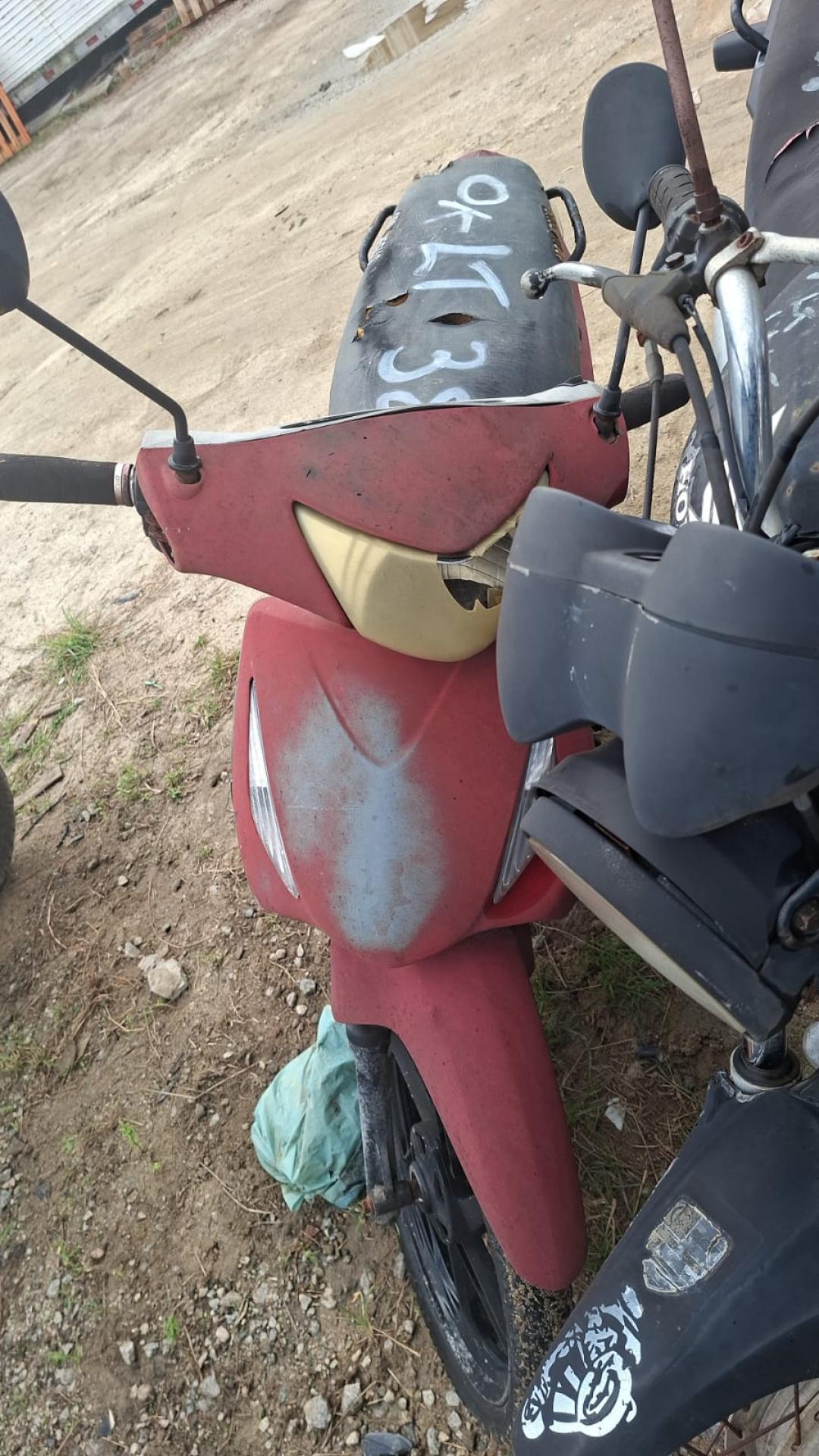 https://assets.okleiloes.com.br/imagens/lotes/lote_6671/3.xWvtwfjbqoyJeTiEBDJ0.jpg