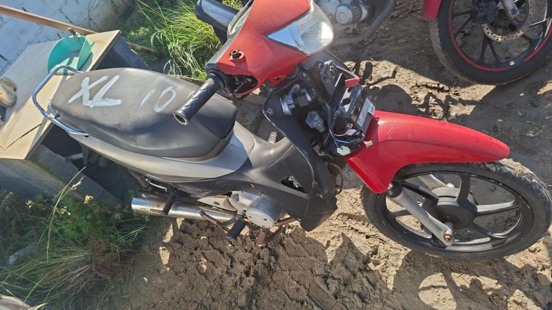 https://assets.okleiloes.com.br/imagens/lotes/lote_6696/0.W7U2sW6f9dkjgXsc2Vsh.jpg