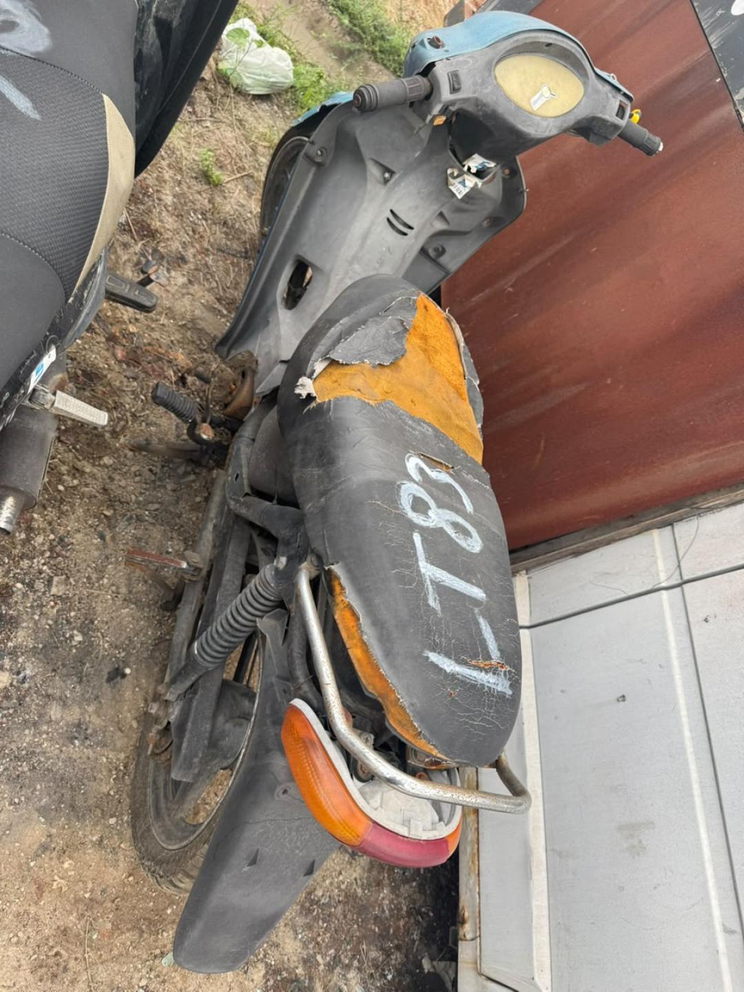 https://assets.okleiloes.com.br/imagens/lotes/lote_6758/1.XV42821pvqayH4yFKxRC.jpg
