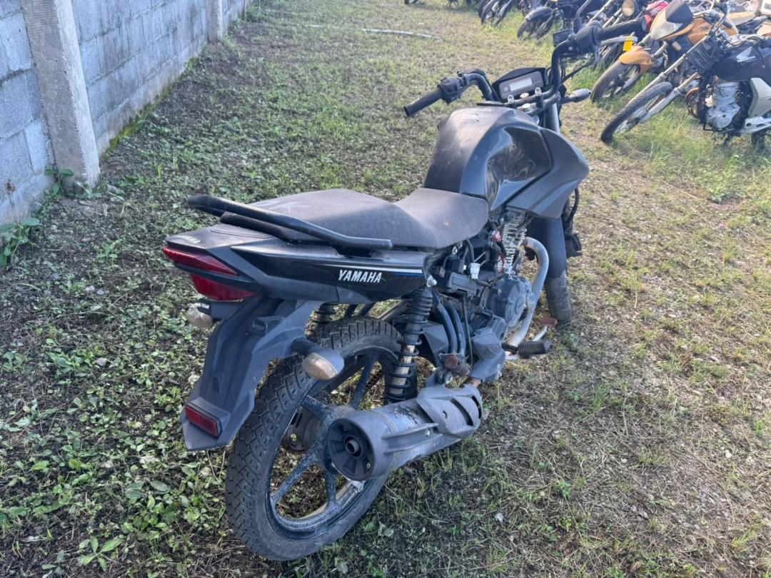 https://assets.okleiloes.com.br/imagens/lotes/lote_6762/1.EYQYuk9rBggy97mzBP4V.jpg