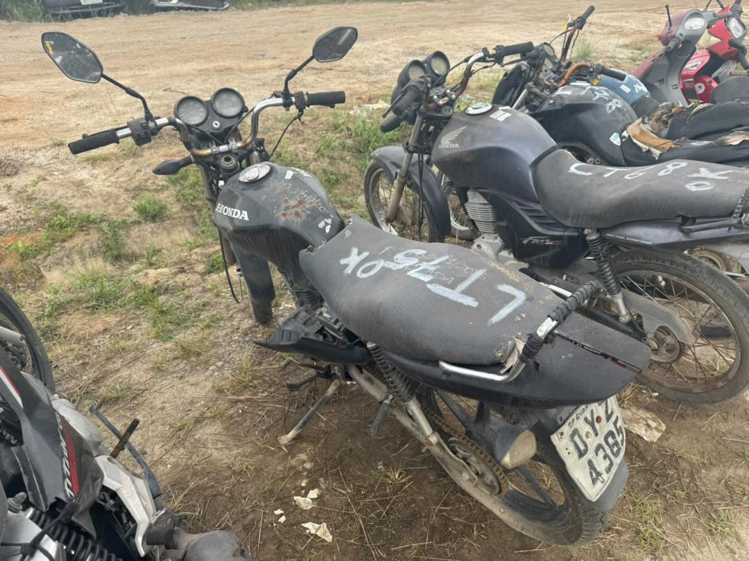 https://assets.okleiloes.com.br/imagens/lotes/lote_6767/2.pBlPOnmvsbEkfIoWV18V.jpg