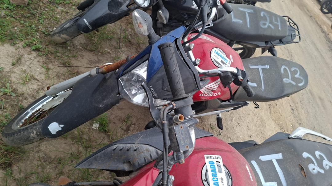 https://assets.okleiloes.com.br/imagens/lotes/lote_6795/1.nSZDqOCbyTgoM77e0gXJ.jpg