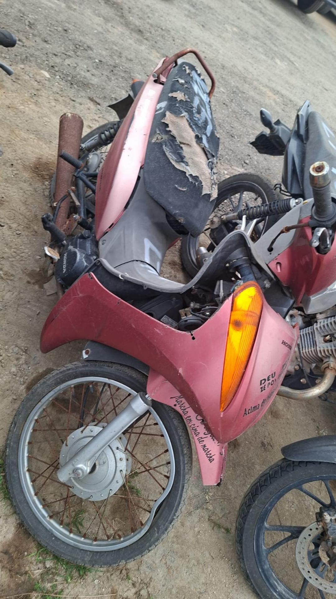 https://assets.okleiloes.com.br/imagens/lotes/lote_6806/3.4ul5uUzA4hXoNVzpbduC.jpg
