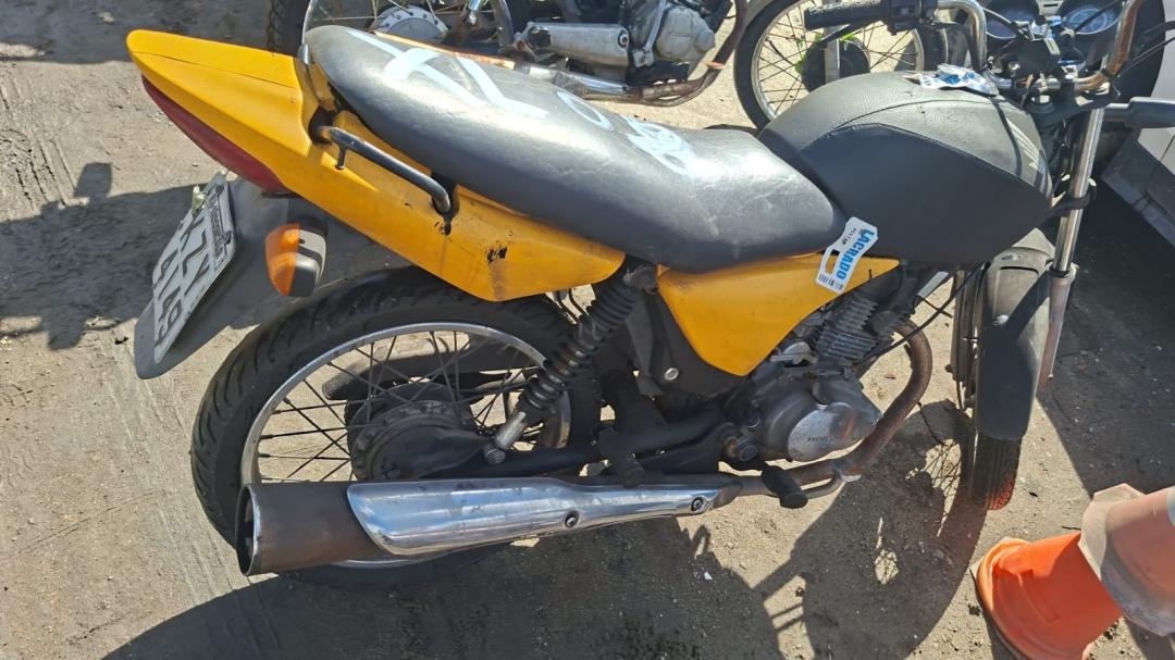 https://assets.okleiloes.com.br/imagens/lotes/lote_6836/2.3IumWE7JhcUPVl42xEeo.jpg