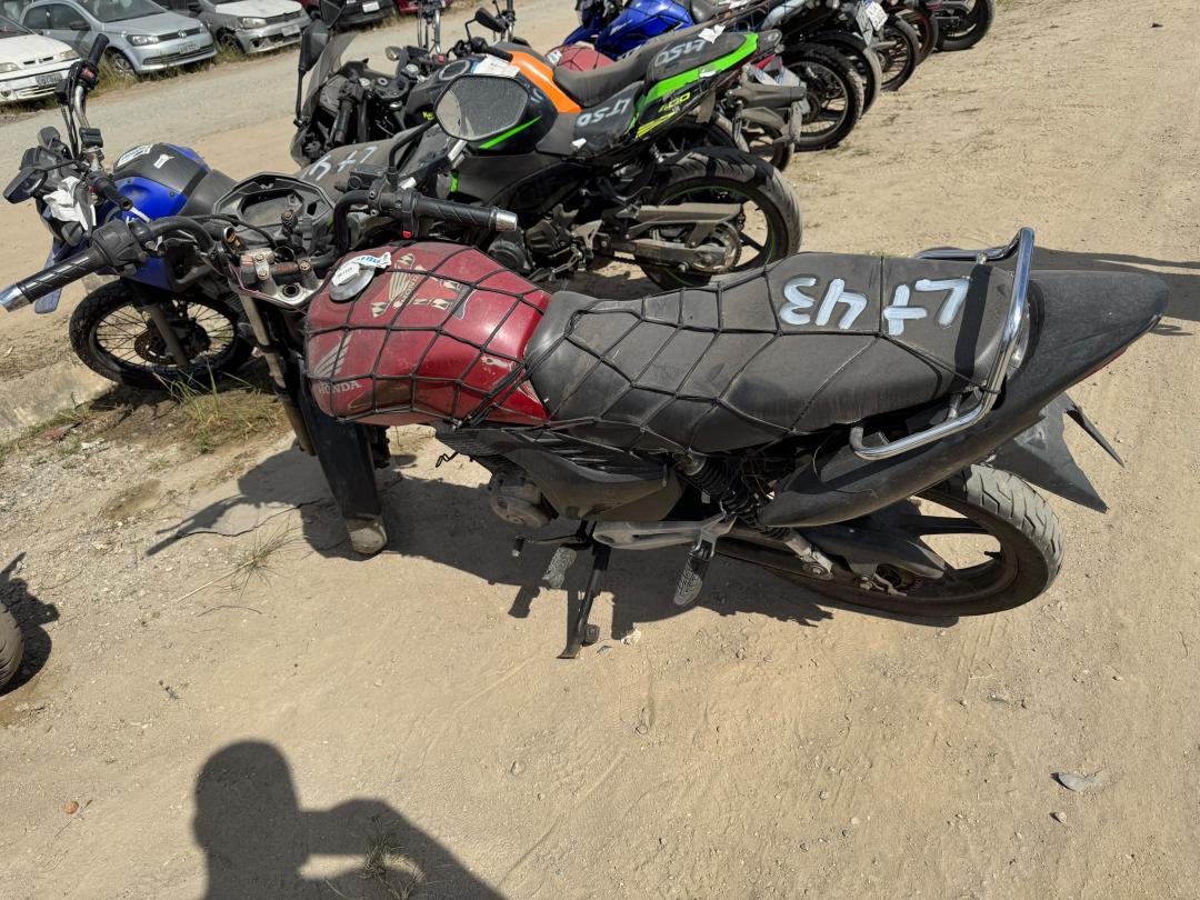 https://assets.okleiloes.com.br/imagens/lotes/lote_6926/1.0wSENQnzV3O5qtpTo99U.jpg