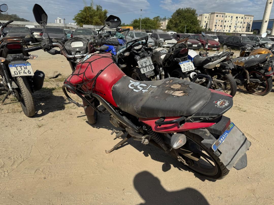 https://assets.okleiloes.com.br/imagens/lotes/lote_6935/2.DhuNkVd77c6ggXoZMxdo.jpg