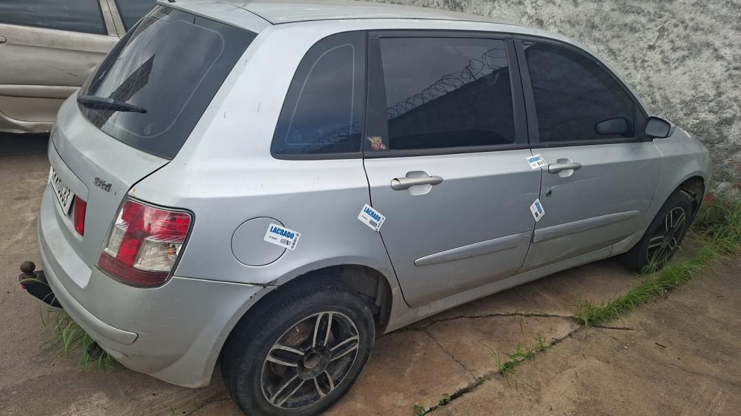 https://assets.okleiloes.com.br/imagens/lotes/lote_6952/2.d0asULXYC6GN7LFJuRex.jpg