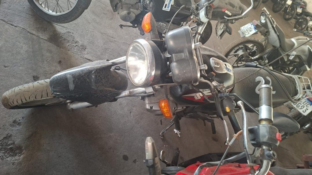 https://assets.okleiloes.com.br/imagens/lotes/lote_6968/2.4WvMZpEidWfroPxpLPhX.jpg