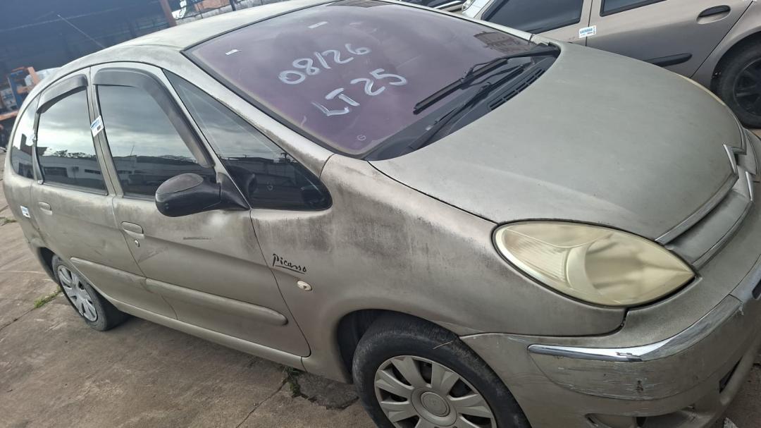 https://assets.okleiloes.com.br/imagens/lotes/lote_6971/5.vTMhAjSlBqHDSLlL4ux1.jpg