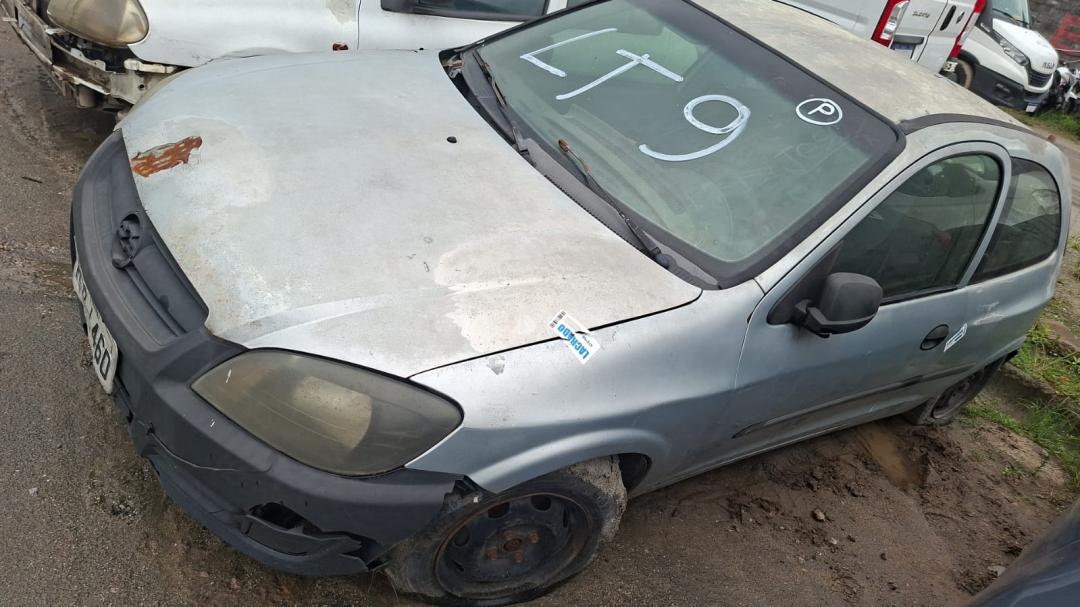 https://assets.okleiloes.com.br/imagens/lotes/lote_7010/1.hDVqXvLqKaFqM6NY061w.jpg