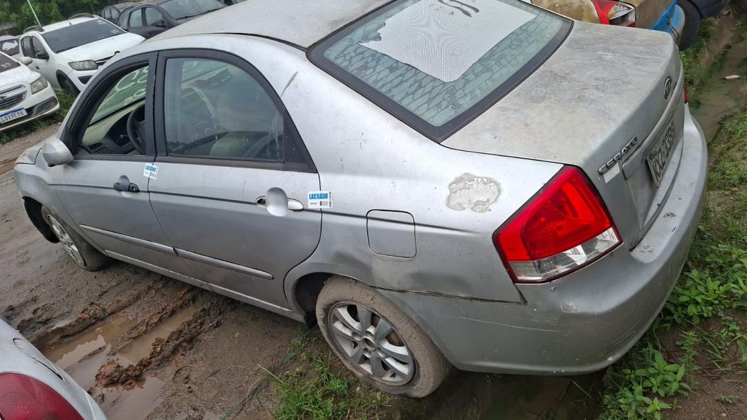 https://assets.okleiloes.com.br/imagens/lotes/lote_7033/4.xx2jTRbjU1u1duCNCWAc.jpg