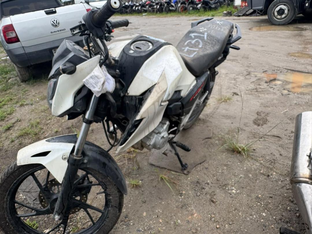 https://assets.okleiloes.com.br/imagens/lotes/lote_7048/2.J8Mon6NV688dSjNYNBxj.jpg