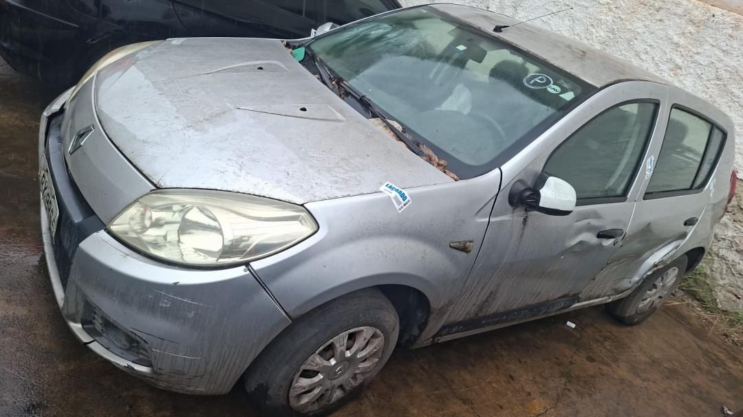 RENAULT/SANDERO EXP1016V | 2011/2012 -  (PÁTIO CENTRO NITERÓI ) 