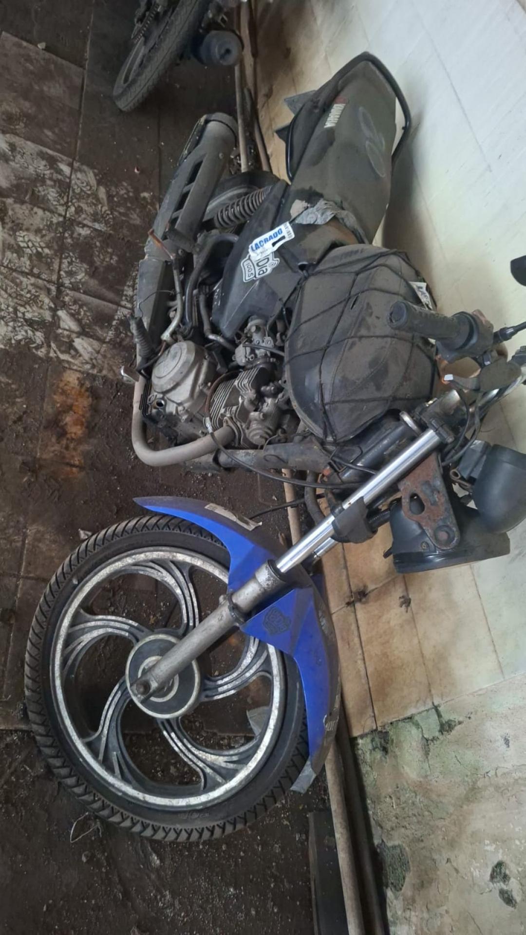 https://assets.okleiloes.com.br/imagens/lotes/lote_7070/2.8fPZKSxerIjRq4Lvsf6U.jpg