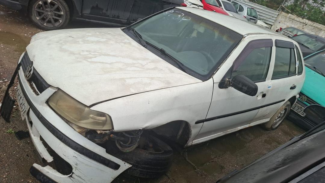 VW/GOL 16V PLUS | 2001/2001 ( PATIO REGIÃO OCEÂNICA )