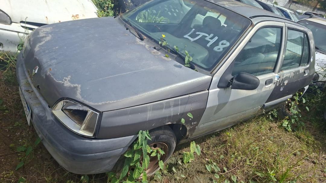 I/RENAULT CLIO RL | 1999/1999 ( PATIO REGIÃO OCEÂNICA ) 