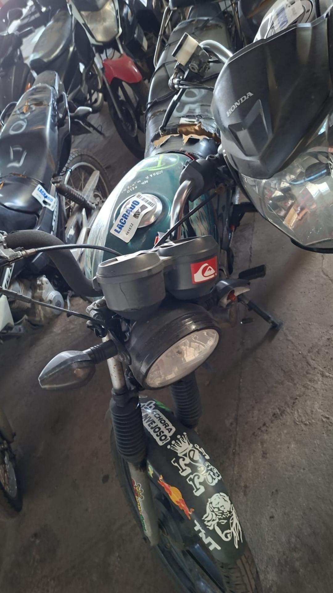 https://assets.okleiloes.com.br/imagens/lotes/lote_7127/1.si8zFYy5qKStORfr8TDc.jpg